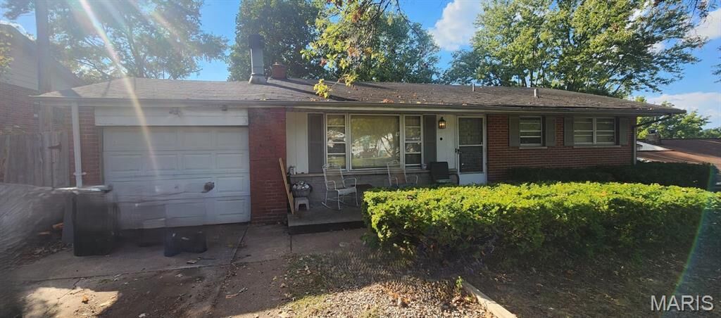 Property Photo:  2239 Entity Avenue  MO 63114 