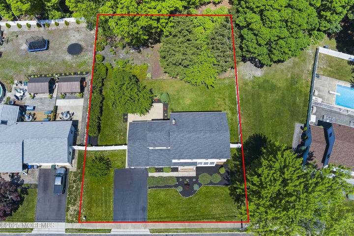 Property Photo:  10 Pepperidge Road  NJ 07731