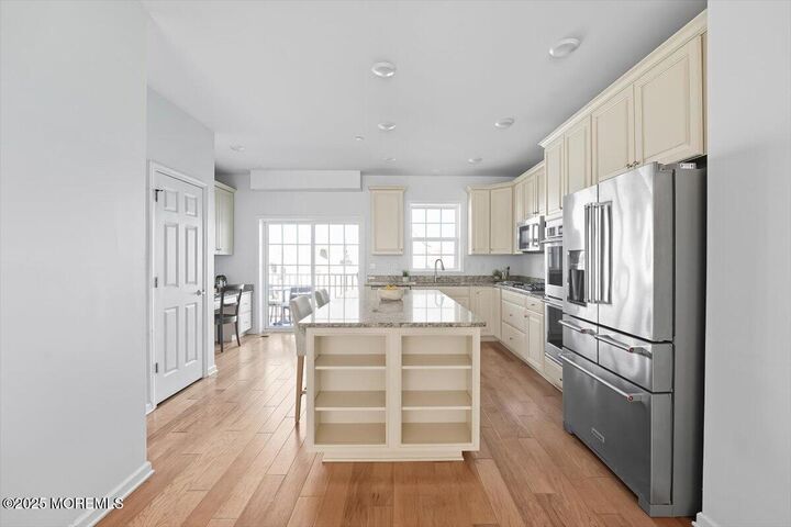 Property Photo: 10 Halfmoon Court 1103 NJ 07732