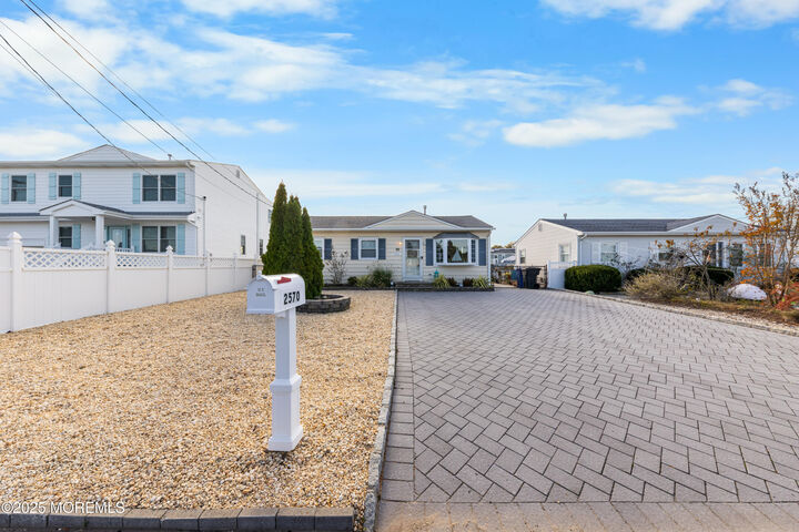 Property Photo:  2570 Balfrey Drive  NJ 08753