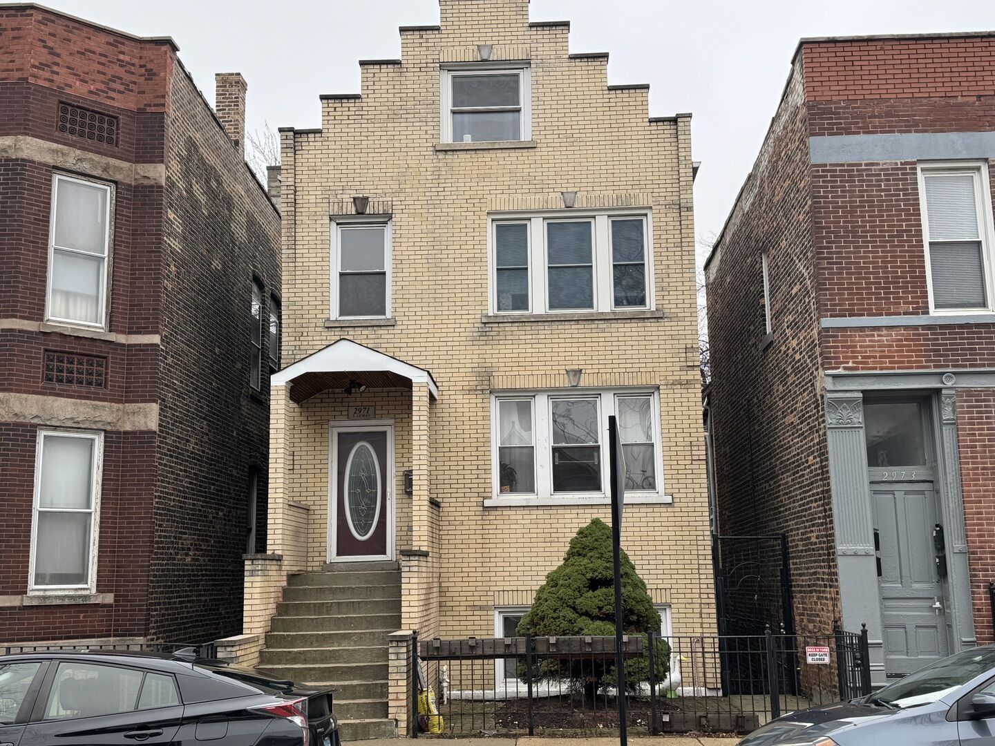 Property Photo: 2971 S Lyman Street 3 IL 60608