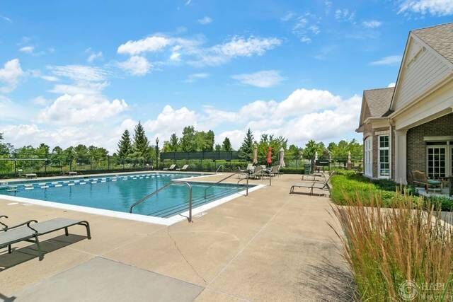 Property Photo: 1 Joshua Court IL 60010