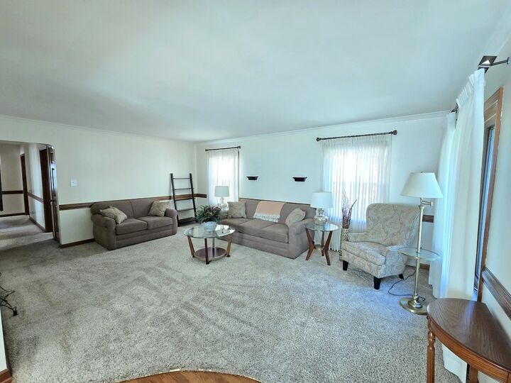 Property Photo: 10010 S Campbell Avenue IL 60655