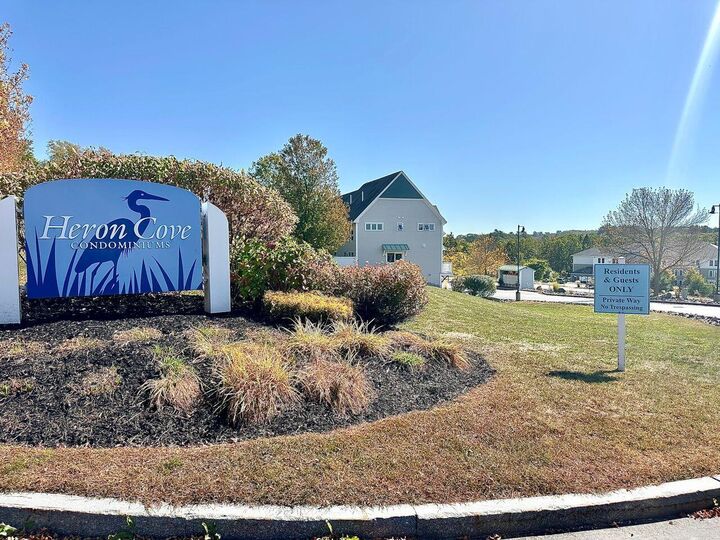 Property Photo:  4 Heron Cove Drive 2  ME 04106