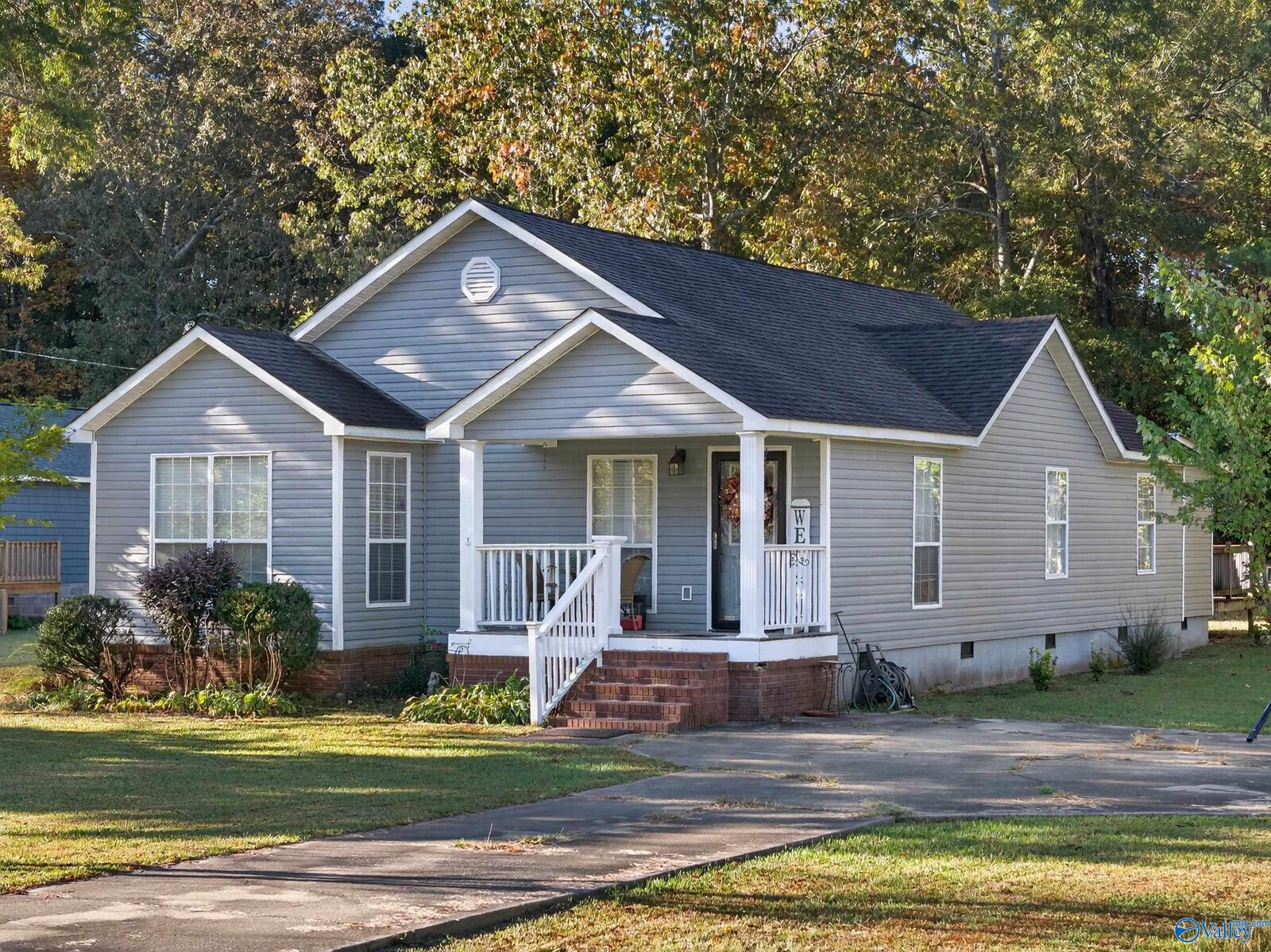 Property Photo:  536 Josh Street  AL 35906