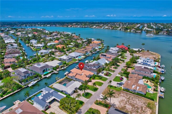 Property Photo:  1380 Marlin Drive  FL 34102 