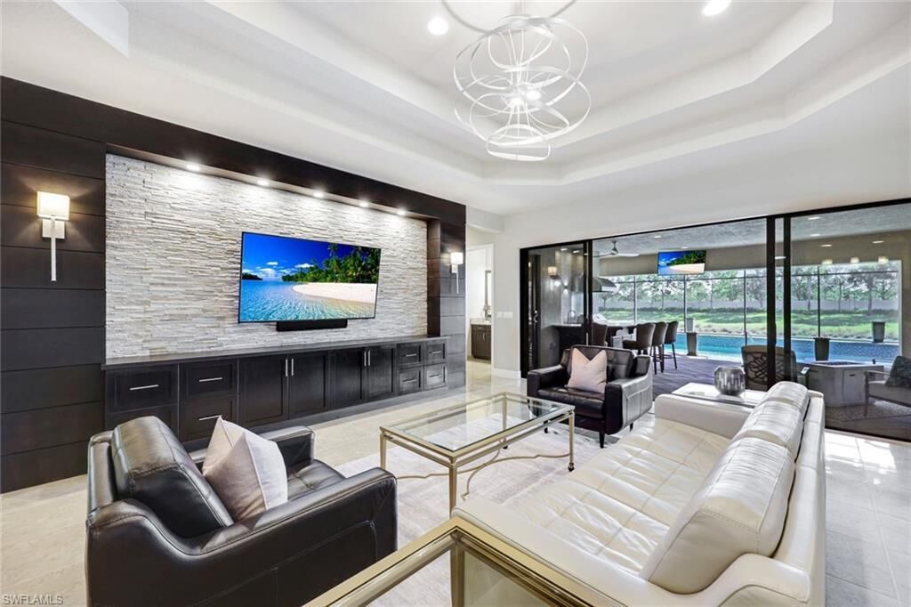 Property Photo:  4394 Caldera Cir  FL 34119 