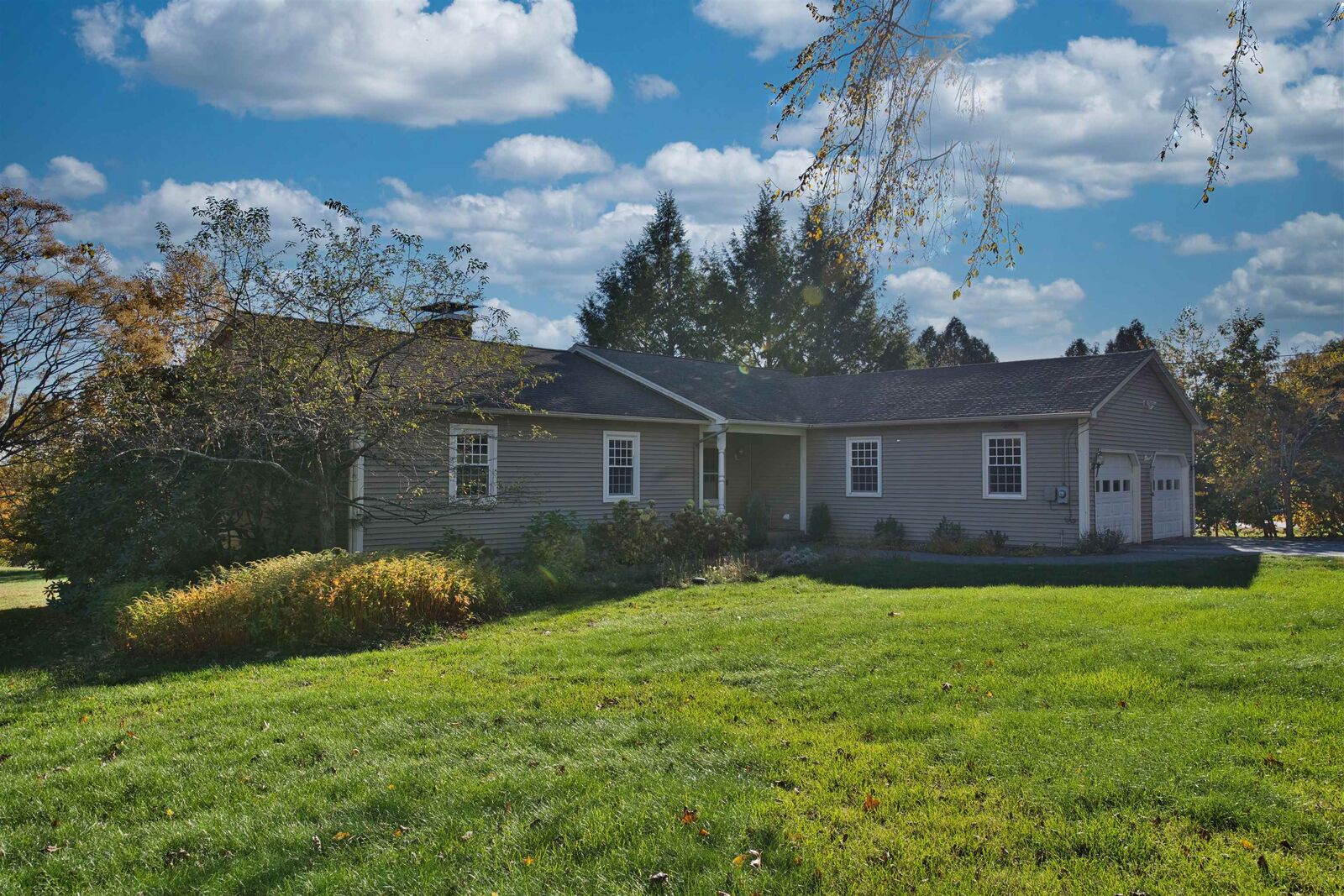 Property Photo:  2 Hop Kiln Road  NH 03304 