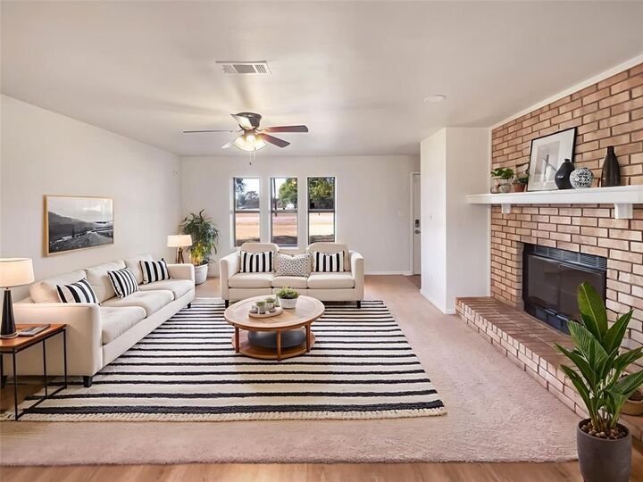 Photo de la propriété:  120 Cole Road  TX 75154