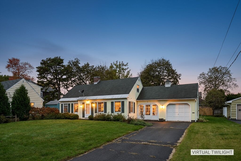 Property Photo:  10 Tulip Lane  MA 01301 