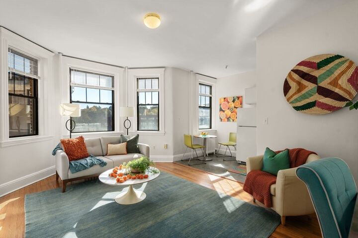 Property Photo:  2 Sutherland Rd 35  MA 02135