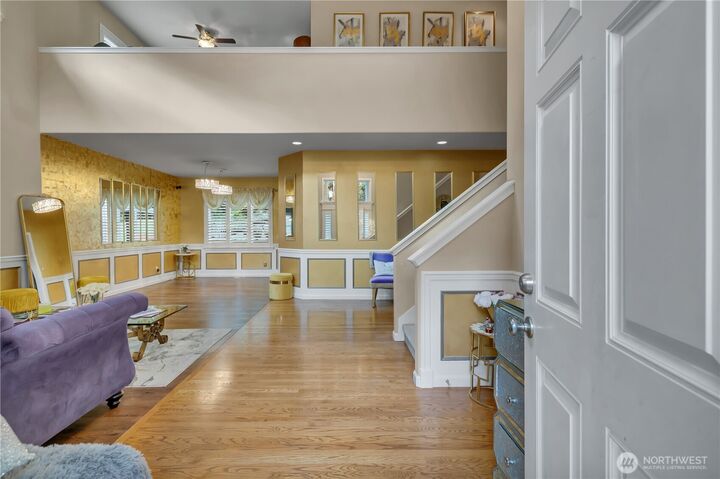 Property Photo:  26525  Lake Fenwick Road S  WA 98032 