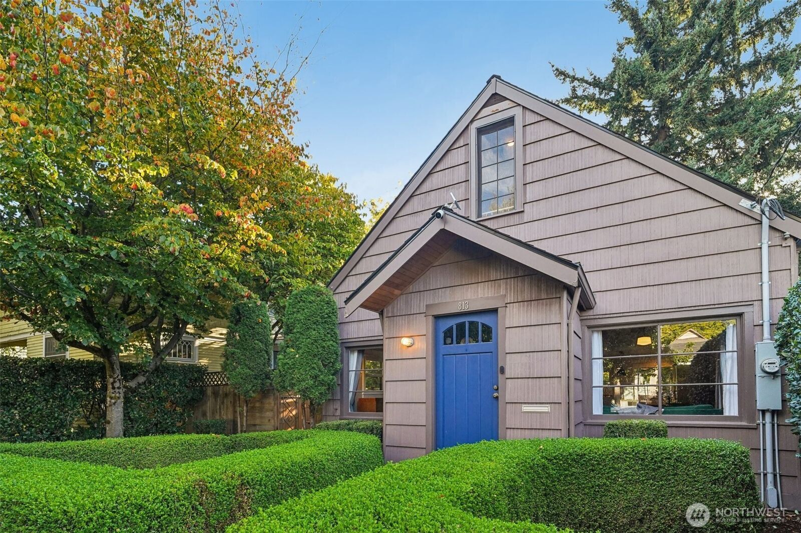 Property Photo: 813 S Orcas Street WA 98108