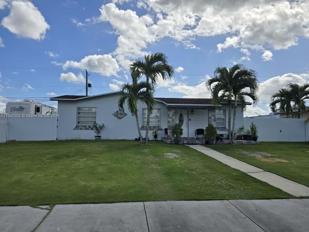 Property Photo:  12530 SW 185th St  FL 33177 