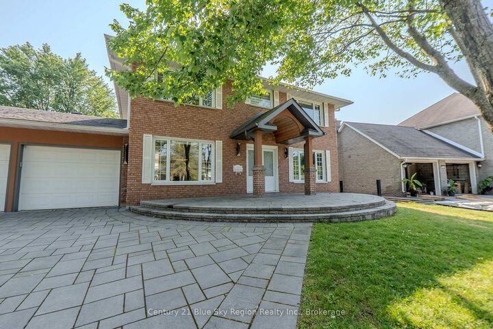 Property Photo:  614 Guinevere Court  ON P1A 3N9 