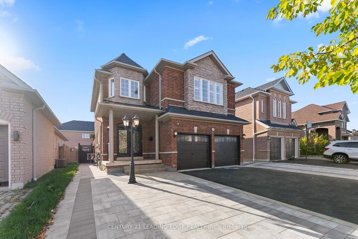 Photo de la propriété:  66 Chatterson Street Main &Amp 2nd Floor  ON L1R 0B4