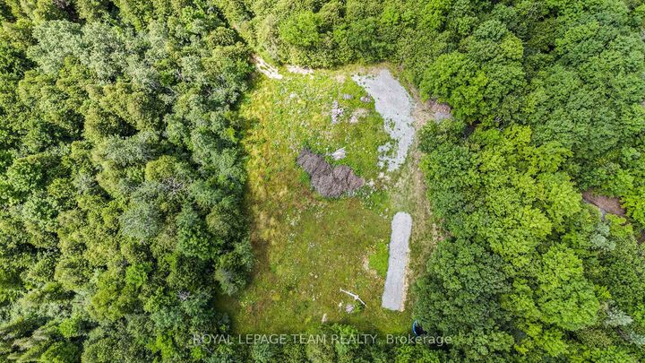 Property Photo: 8014 Parkway Road ON K0A 2P0