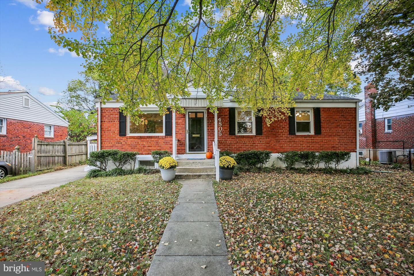 Property Photo: 4805 Topping Road MD 20852