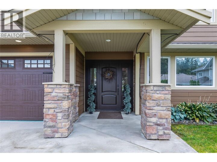 Photo de la propriété: 1581 20 Street Northeast 14 BC V1E 0A7