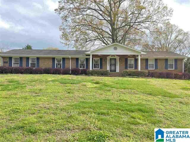 Property Photo: 3912 Lee Drive AL 36207