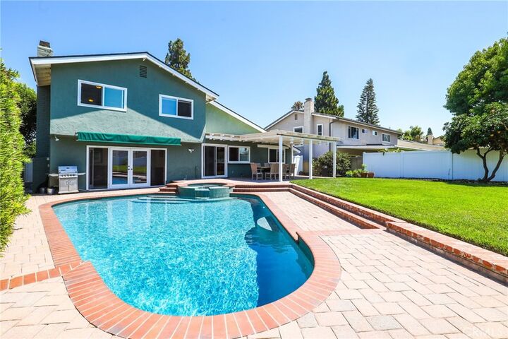 2761 Sandpiper Drive  Costa Mesa CA 92626 photo
