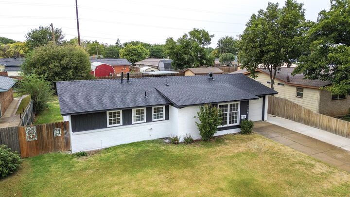 Property Photo: 4708 S Bryan Street TX 79110-2409