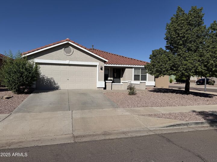3114 W Cavedale Drive  Phoenix AZ 85083 photo