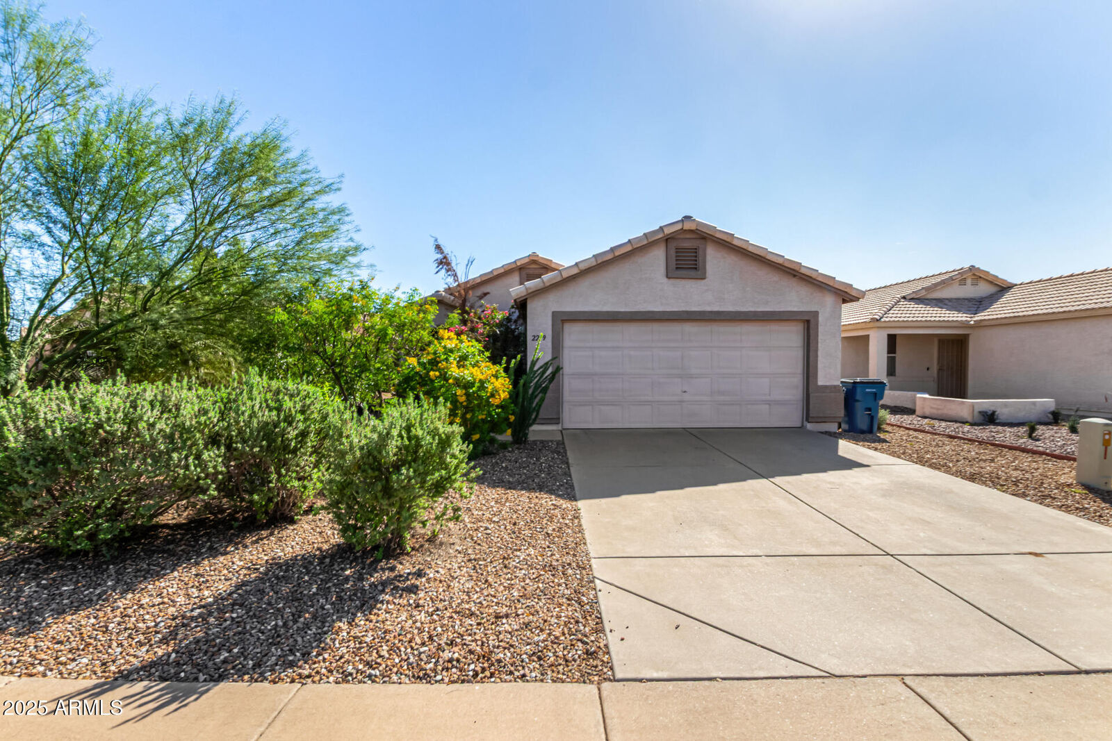 Property Photo:  2279 W 20th Avenue  AZ 85120
