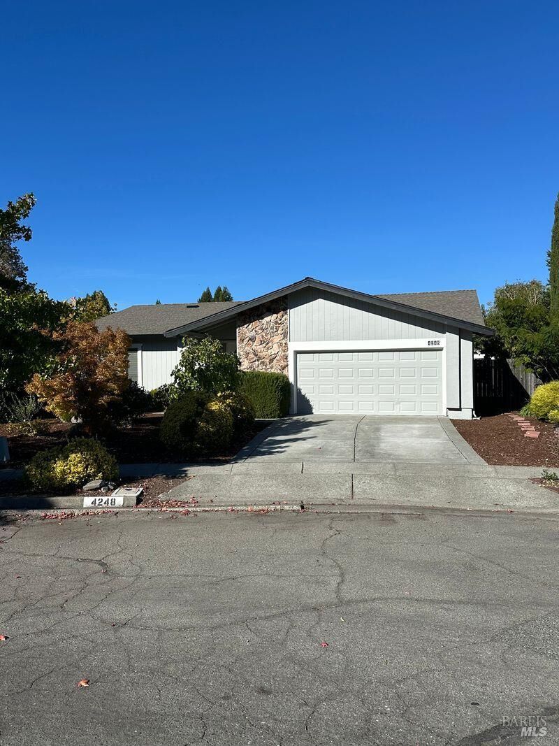 Property Photo: 4248 Leafwood Circle CA 95405
