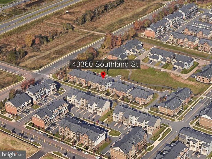 Property Photo:  43360 Southland Street  VA 20148
