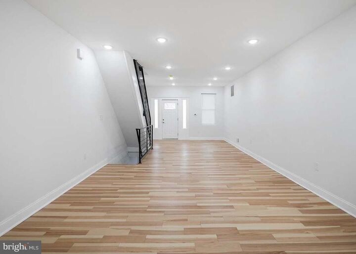 Property Photo:  6944 Cedar Park Avenue  PA 19138