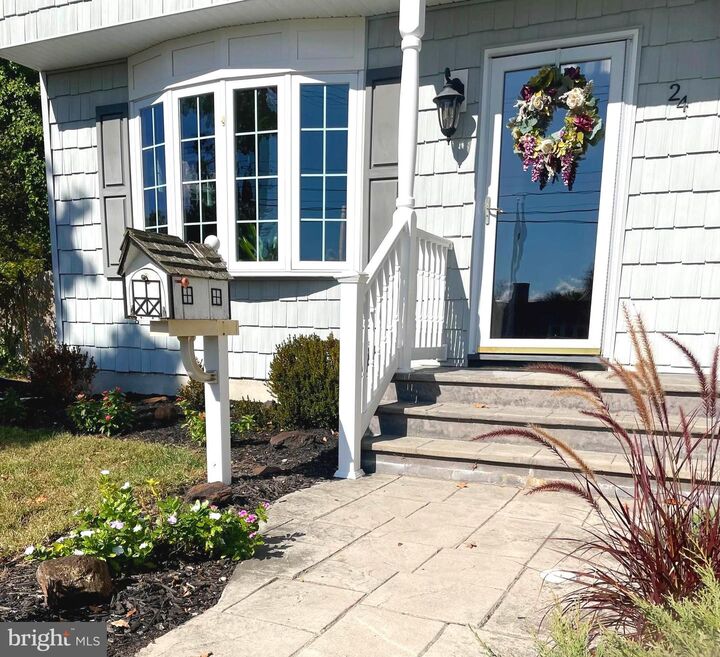 Property Photo:  24 Kirkwood Road  NJ 08026 