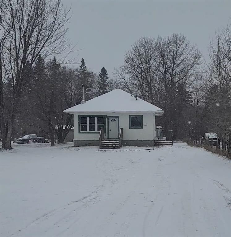 Property Photo:  104 Denis Street  MB R0A 2N0 