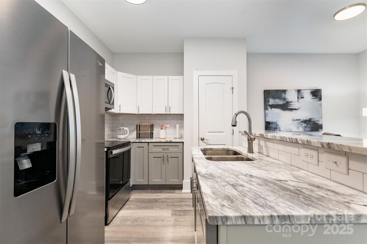 Property Photo:  508 Clegg Street  NC 28150 