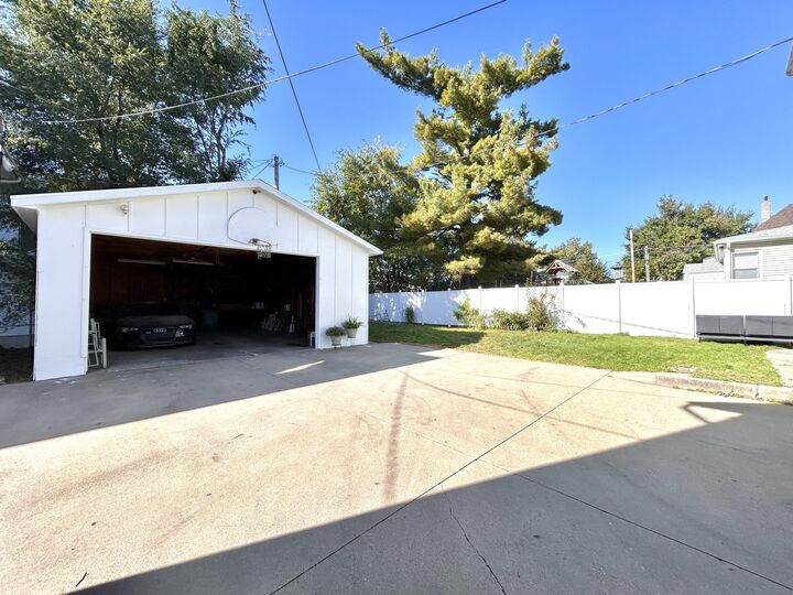 Property Photo:  9 S 4th Street  IA 50158