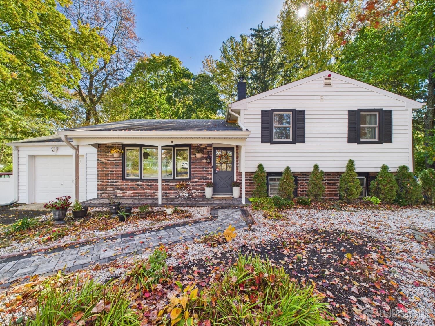 Property Photo:  80 Red Valley Road  NJ 08510