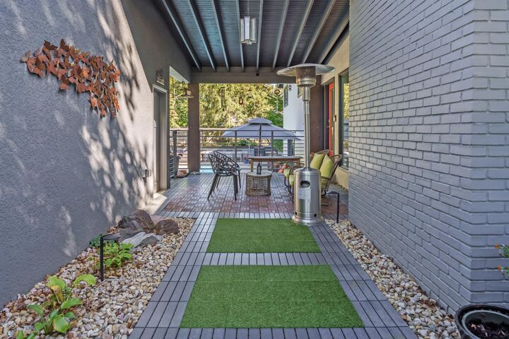 Property Photo:  2276 Hoxton Court  OH 43220