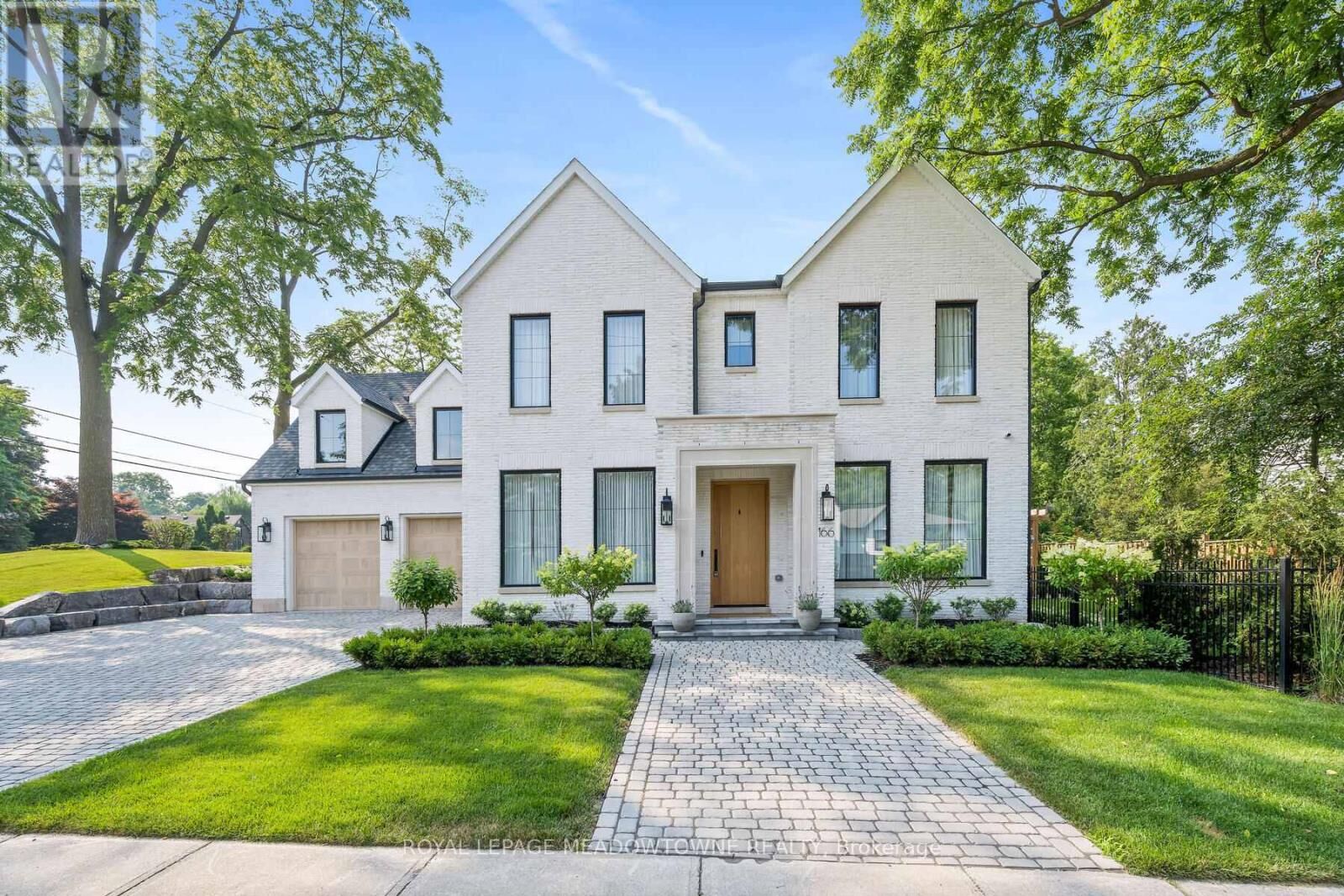 Property Photo:  166 Mill Street  ON L7G 2C3