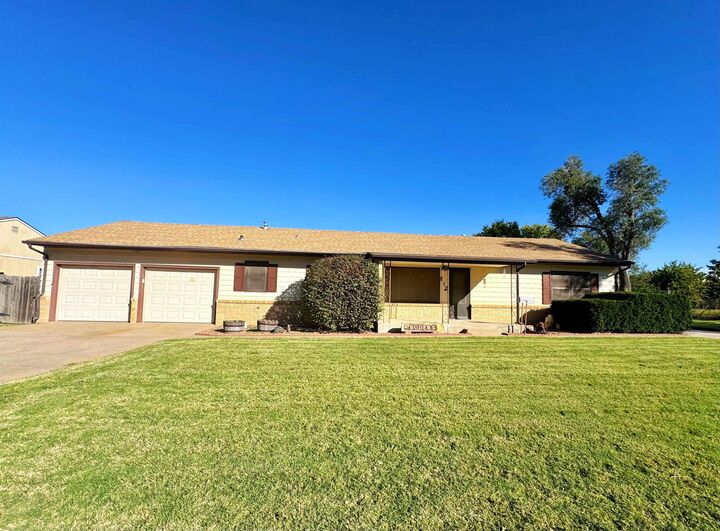 Property Photo:  812 Kelley Ave  KS 67801 