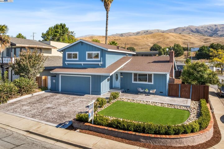 Property Photo:  48346 Cottonwood St  CA 94539