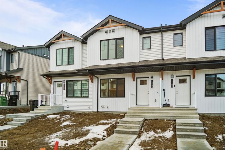 431 Aster Drive NW  Edmonton AB T6T 2N8 photo