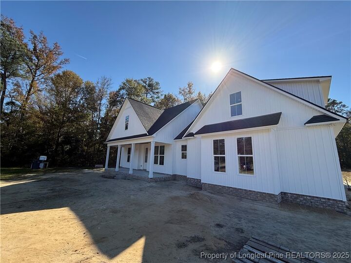 Property Photo:  1646 Benny Road  NC 28358 