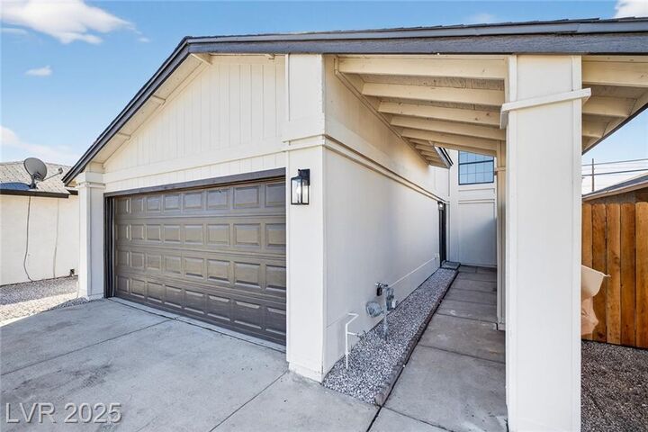 Property Photo:  5435 Requa Avenue  NV 89110 