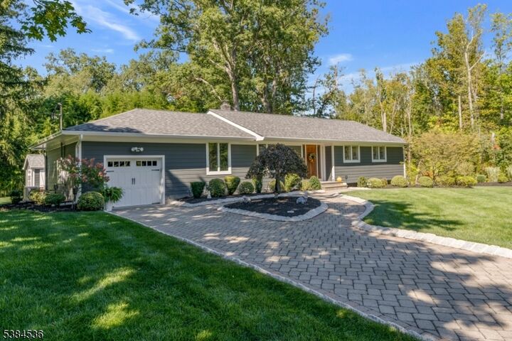 Property Photo: 333 Hollywood Ave NJ 07933