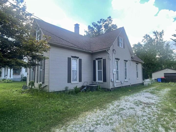 Property Photo:  510 W Walnut Street  IN 47601