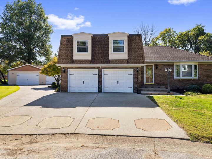 8733 Windsor Drive  Newburgh IN 47630 photo