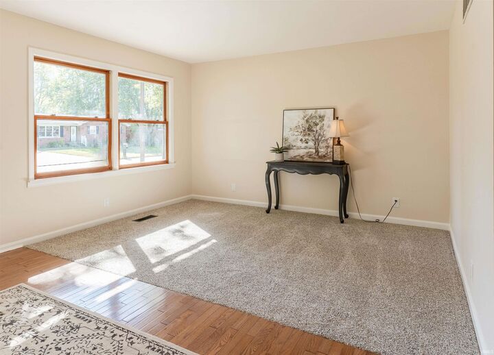 Property Photo: 2908 Longacre Drive IN 47711