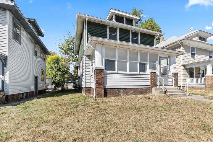 Property Photo:  2317 N Clinton Street  IN 46805-3240