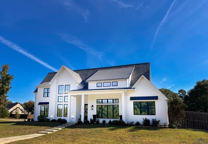 Property Photo: 8308 Greenhead Drive TX 75503