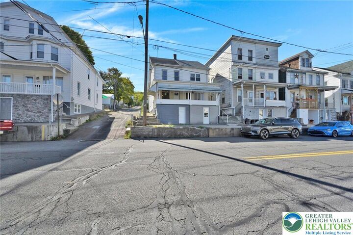 Property Photo:  520 E 5th Street  PA 17851 